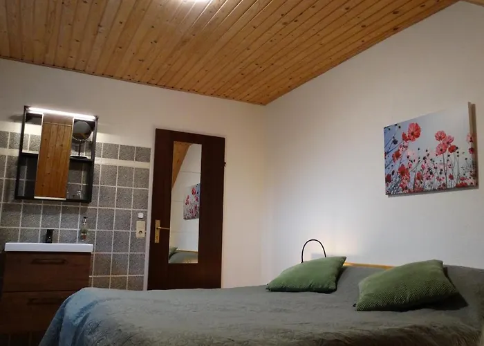 Haus Sonnblick Bed and Breakfast *